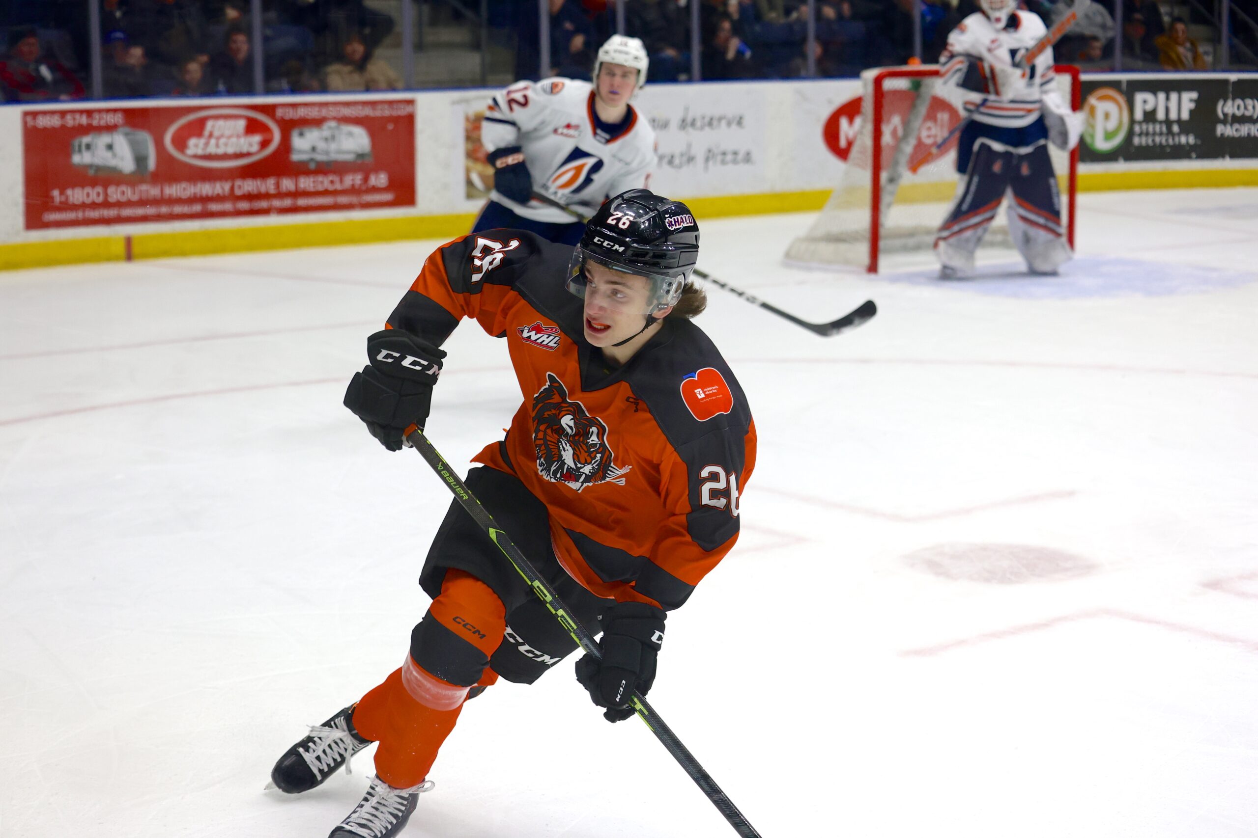tigers-behind-the-scenes-tomas-mrsic-medicine-hat-tigers